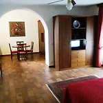 Летний дом Casa Violetta Аграте-Контурбия