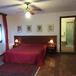 Casa Violetta Аграте-Контурбия