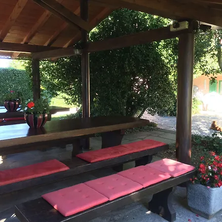 Casa Violetta Kır Evi