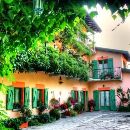 Casa Violetta * Agrate Conturbia