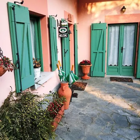 Casa Violetta Agrate Conturbia