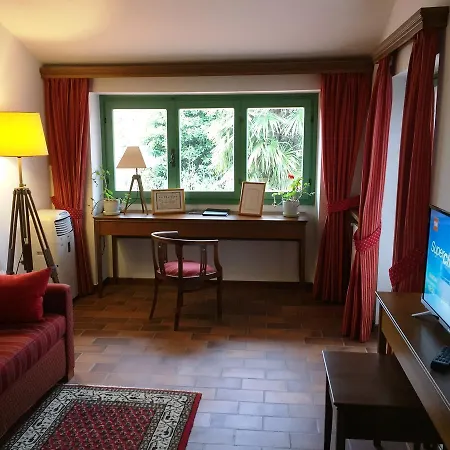 Landhaus Casa Violetta Agrate Conturbia