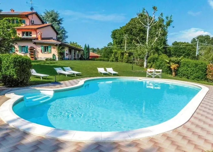 Country house Casa Violetta Agrate Conturbia