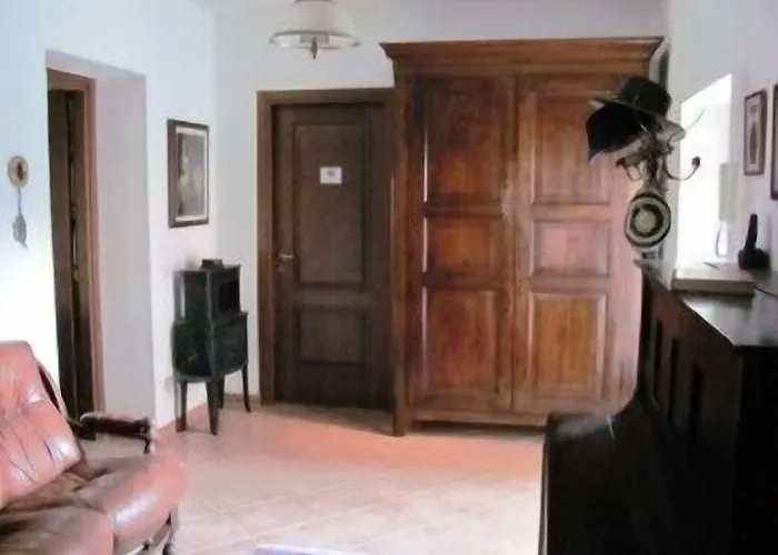 Casa Violetta Agrate Conturbia