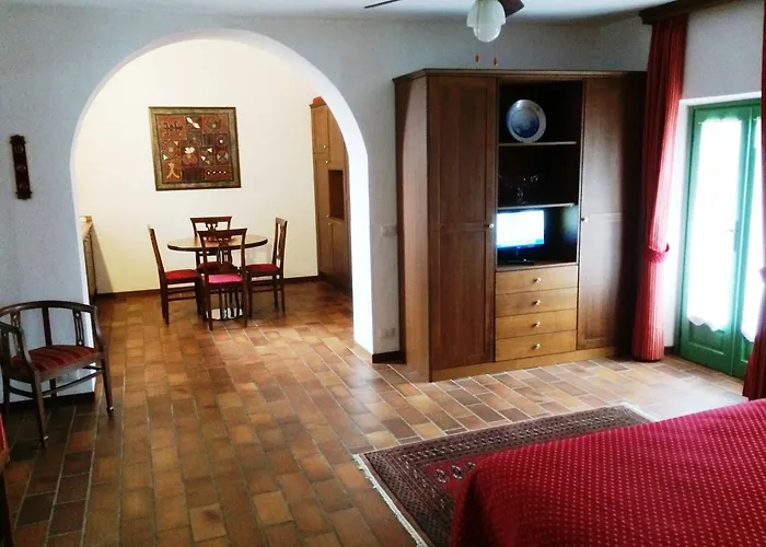 Country house Casa Violetta Agrate Conturbia