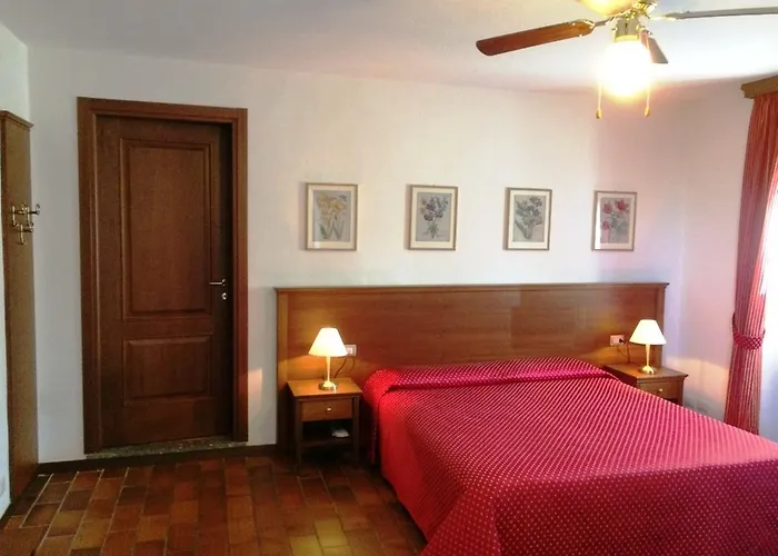 Country house Casa Violetta Agrate Conturbia